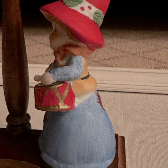 Vintage little drummer boy handpainted porcelain figurine - Picture 5 of 7